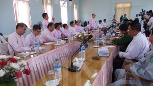 The NMSP and government meet during preliminary ceasefire talks in the Mon state capital of Moulmein. (Photo: IMNA)