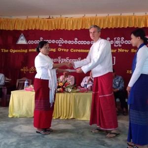 Photo caption: Opening ceremony of new buildings of the Nyisar Mon high school (photo: Nan Non)