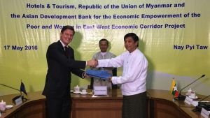 ADB Country Director Winfried Wicklein, Hotels and Tourism Minister U Ohn Maung, and Tint Thwin, Director General of Hotels and Tourism (Photo: ADB).