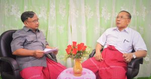 MNA Editor Nai Banyar Aung (left) interviewing NMSP’s Chairman Nai Htaw Mon (right), (Photo: MNA)