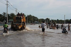 Road expansion failure at Kannar Lan as seawater floods the road (Photo:MNA) 