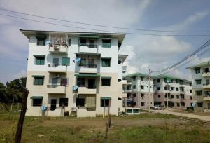 Mon State government wants to build more affordable apartments like those at the Thiri Mingalar Housing complex in Mawlamyine. (Photo – MNA)