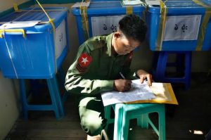  Military personal casting their vote at a polling station in a military cantonment (photo: VOA)